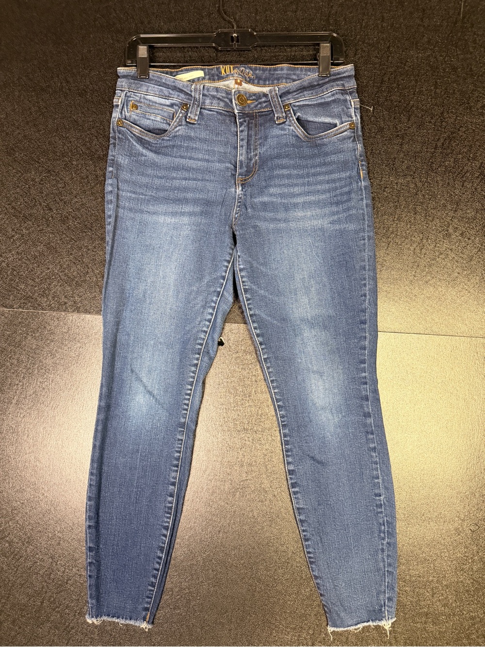 Kut from the Kloth Carlo Ankle Skinny Jeans with Raw Hem Sz 8 98% Cotton